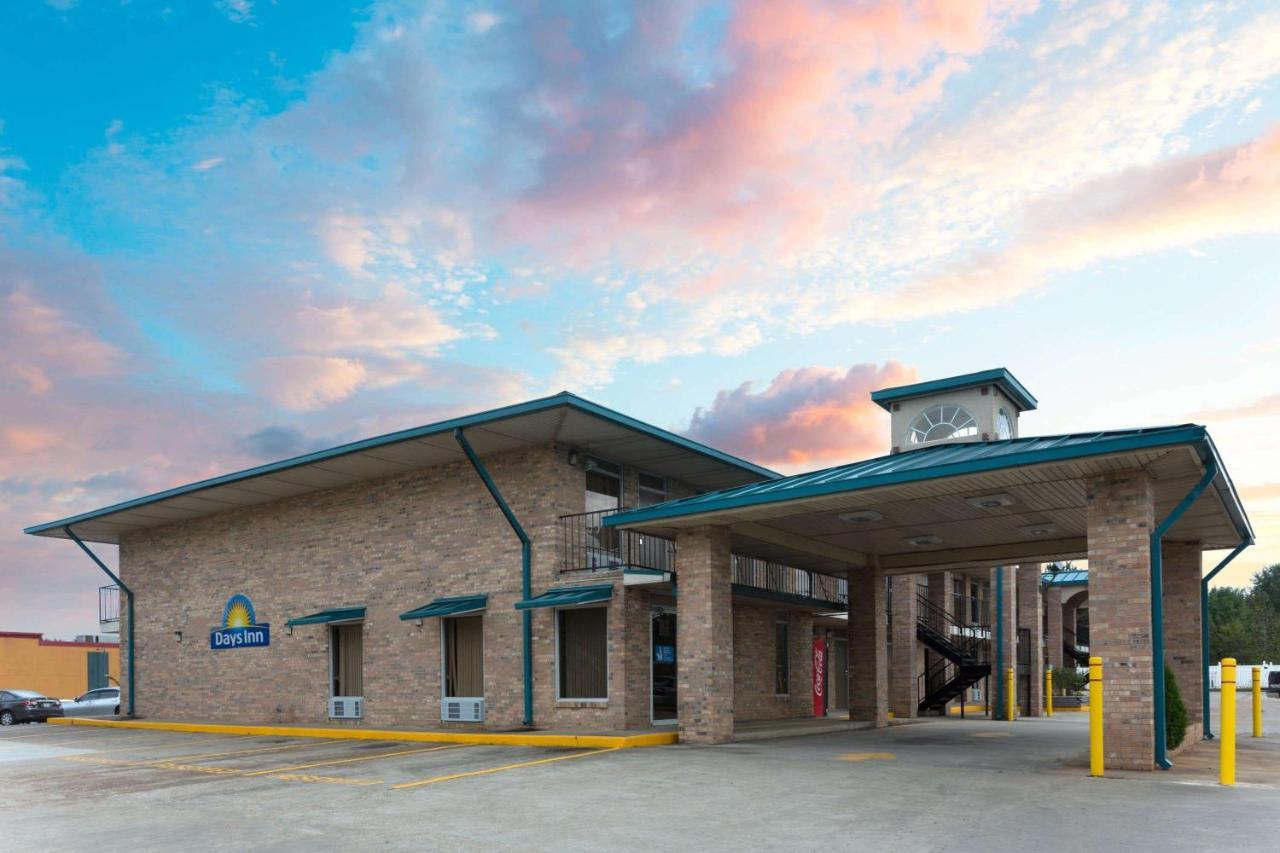 Days Inn By Wyndham Forest Kültér fotó