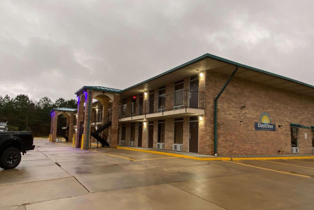 Days Inn By Wyndham Forest Kültér fotó